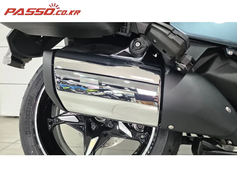 BMW R 1300 RT 2026 블루 사진 7