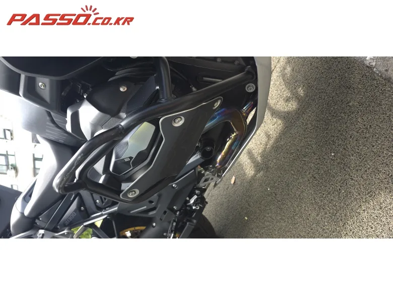 BMW R 1300 GS 어드벤쳐 2026 블랙 사진 6