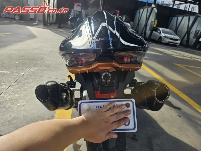스즈키 스즈끼 하야부사 2022 블랙 사진 3