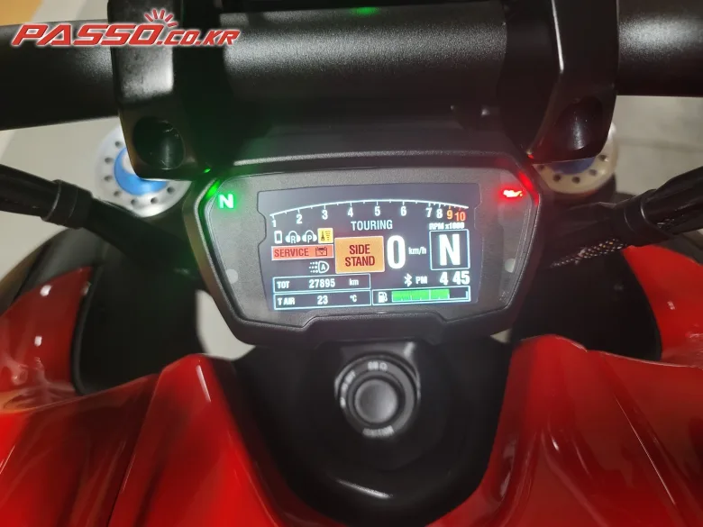 두카티 디아벨 1260 S 2019 레드 사진 5