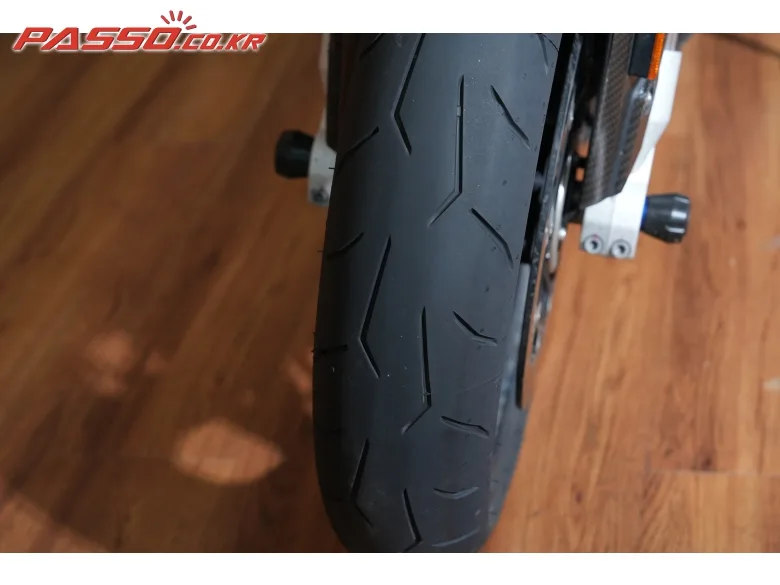 BMW S 1000 RR 2023 블랙 사진 6