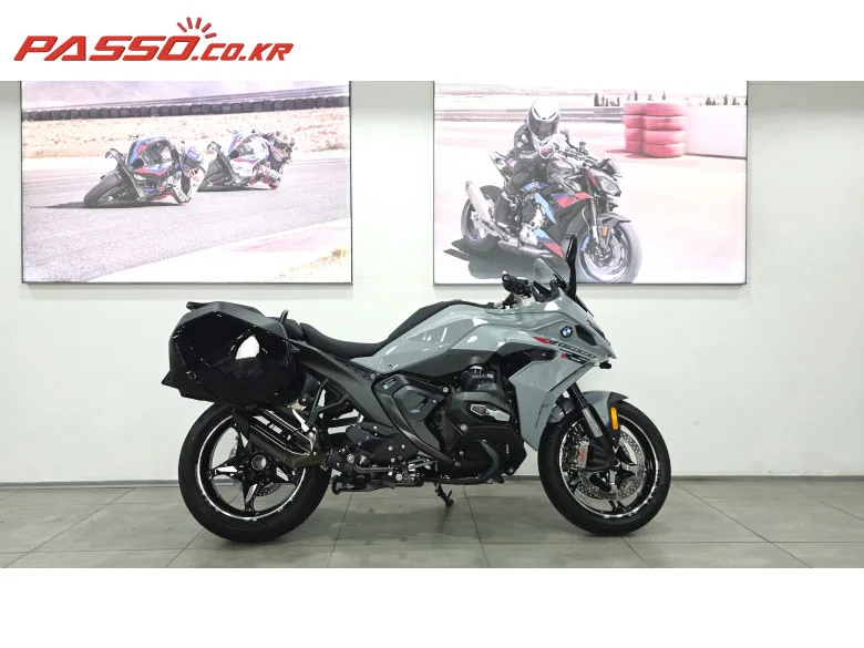 BMW R 1300 RS 2026 실버