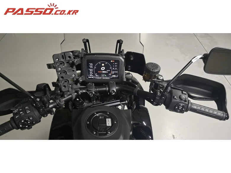 할리데이비슨 팬 아메리카 1250 스페셜 2023 블랙 사진 4
