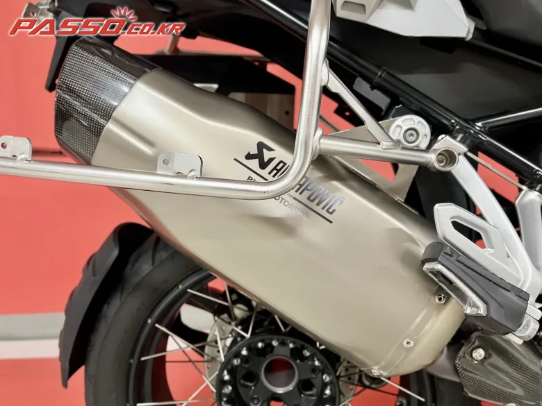 BMW R 1250 GS 어드벤처 2023 블랙 사진 7