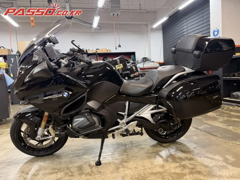 BMW R 1250 RT 2024 블랙 사진 2