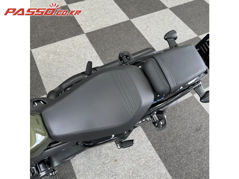 할리데이비슨 나잇스터 스페셜 975 2026 블랙 사진 7