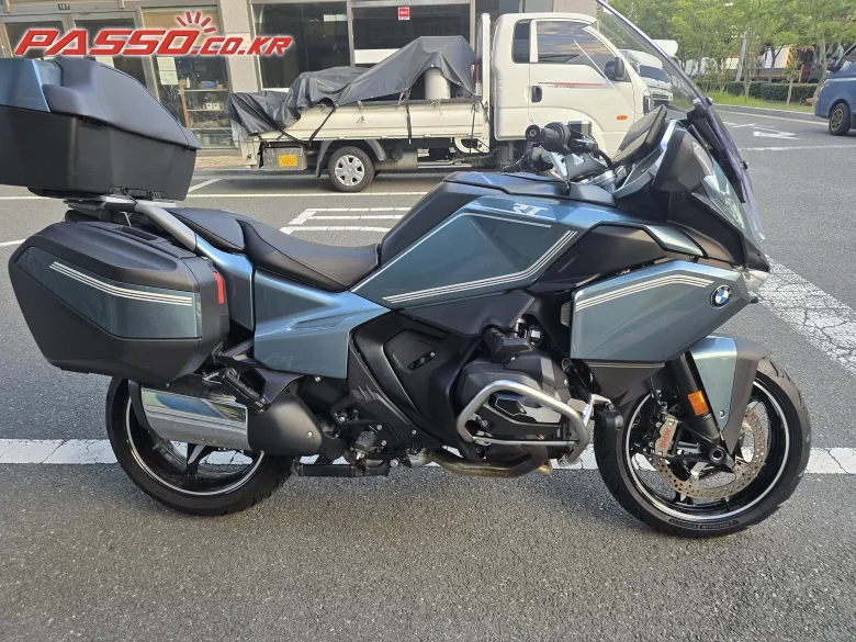 BMW R 1300 RT 2026 건메탈 사진 1