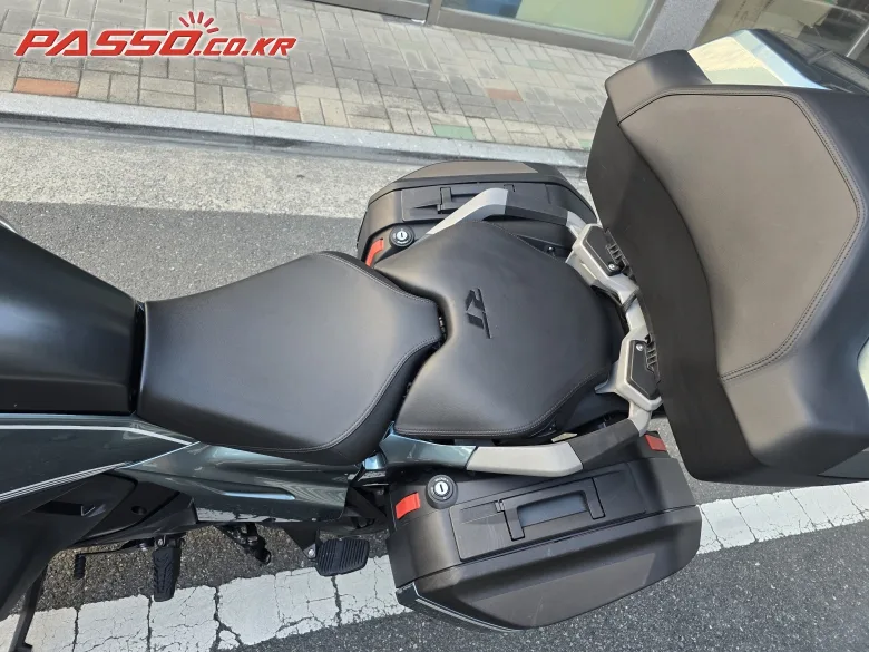 BMW R 1300 RT 2026 건메탈 사진 8