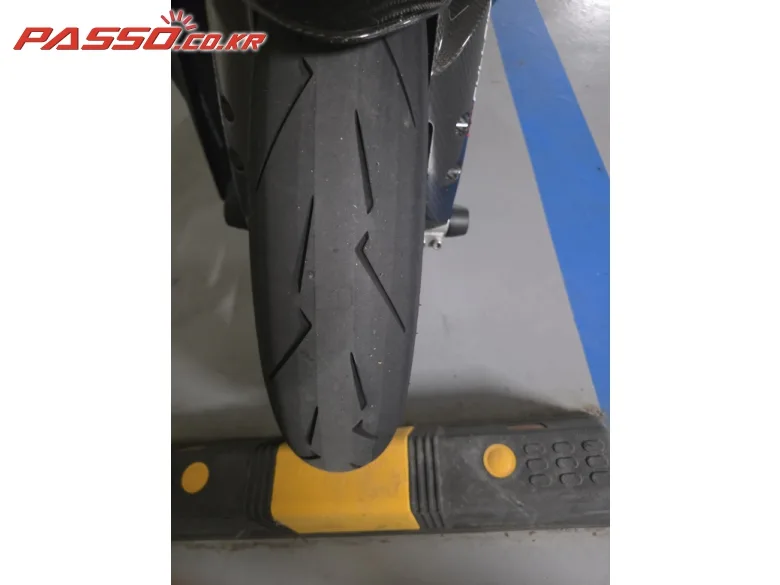 야마하 YZF R1 M 2018 네이비 사진 6