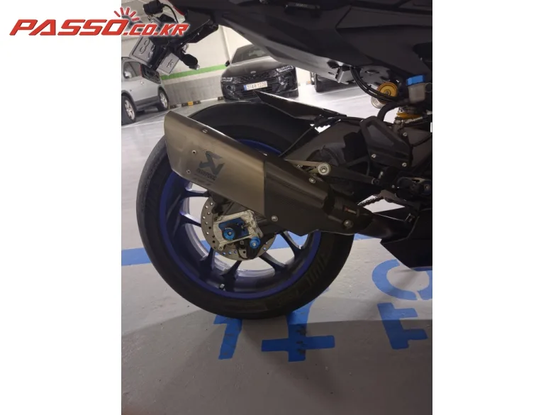 야마하 YZF R1 M 2018 네이비 사진 7