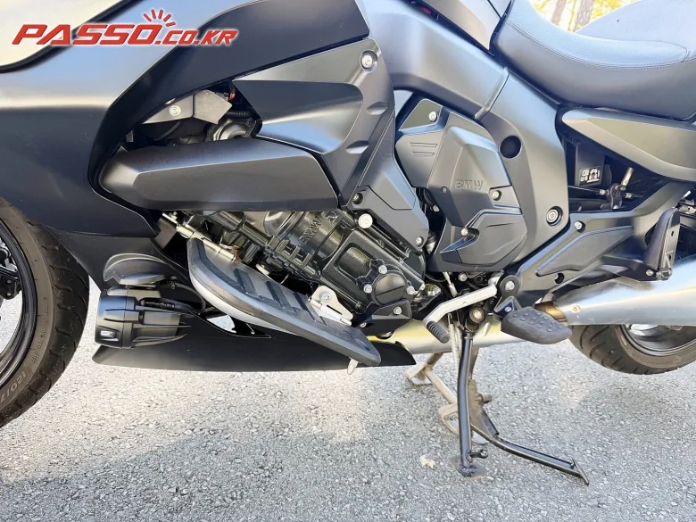BMW K 1600 그랜드 아메리카 2024 블랙 사진 5