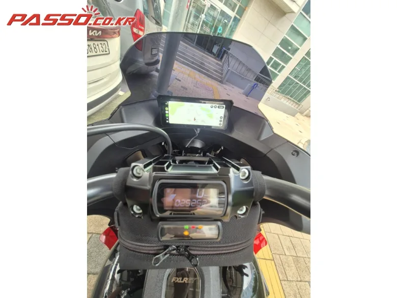 할리데이비슨 로우라이더 ST 2022 블랙 사진 4