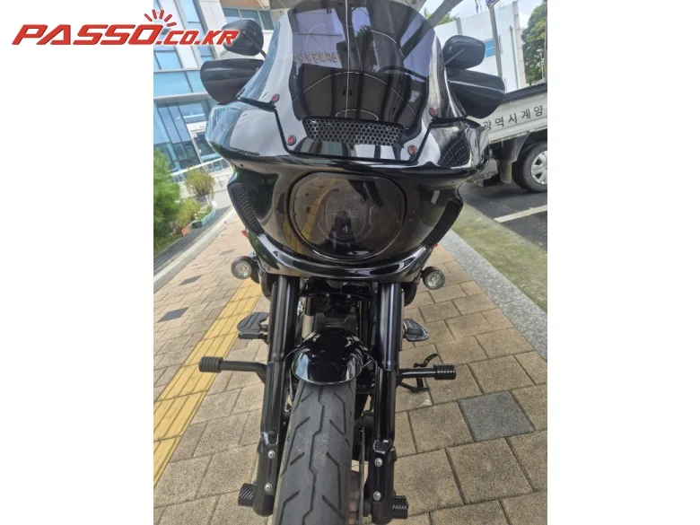 할리데이비슨 로우라이더 ST 2022 블랙 사진 6