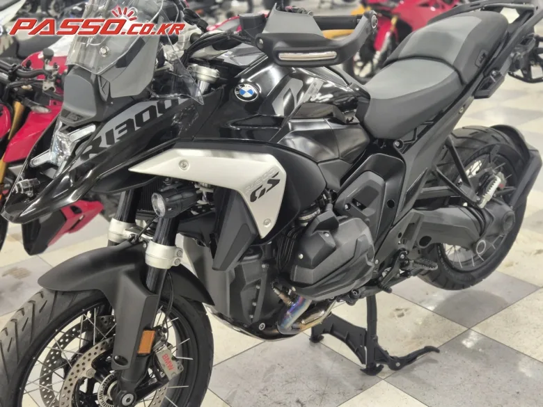 BMW R 1300 GS 2025 화이트 사진 2