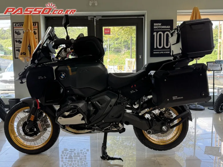 BMW R 1300 GS 어드벤쳐 2026 블루 사진 2