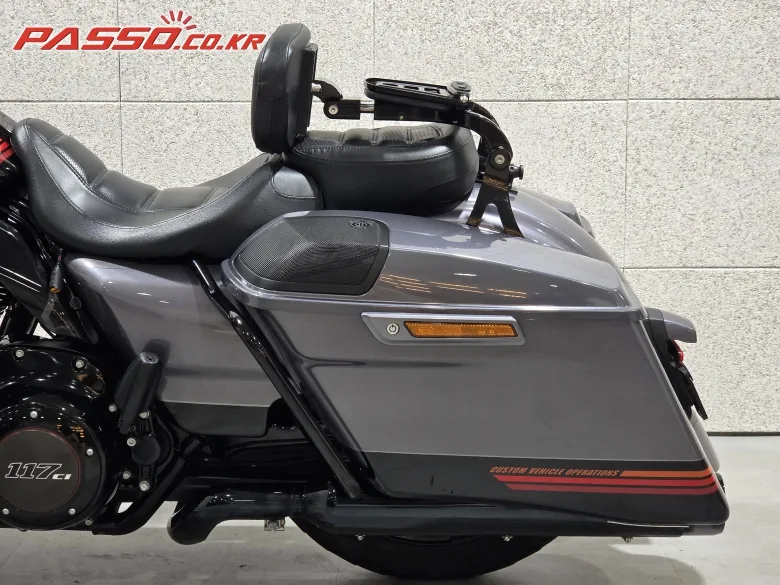 할리데이비슨 CVO 스트리트 글라이드 2020 블랙 사진 7