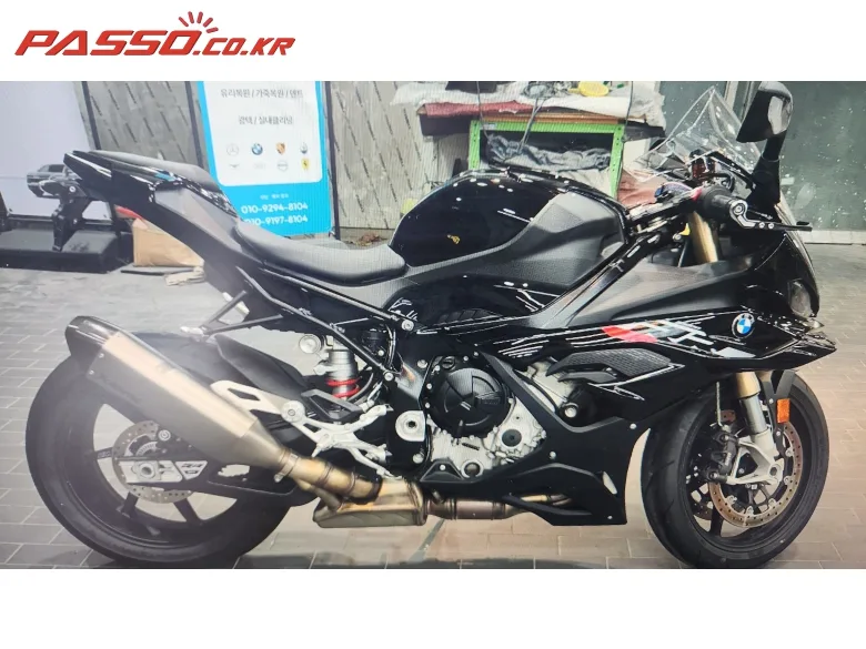 BMW S 1000 RR 2023 블랙 사진 1
