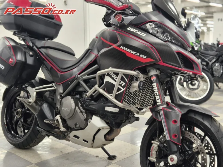 두카티 멀티스트라다 1260 S 2019 버건디 사진 1