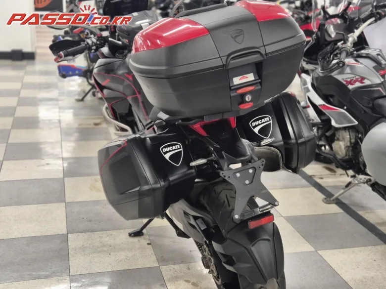 두카티 멀티스트라다 1260 S 2019 버건디 사진 3