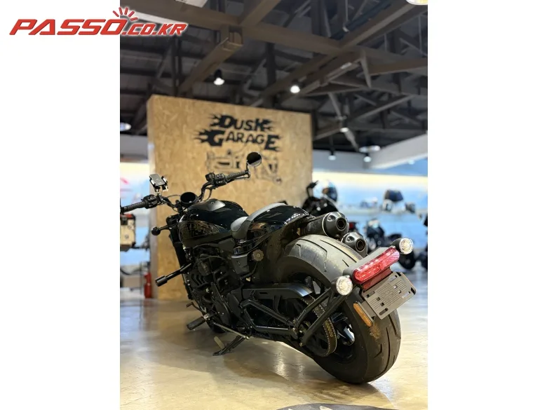 할리데이비슨 스포스터 S 2023 블랙 사진 4