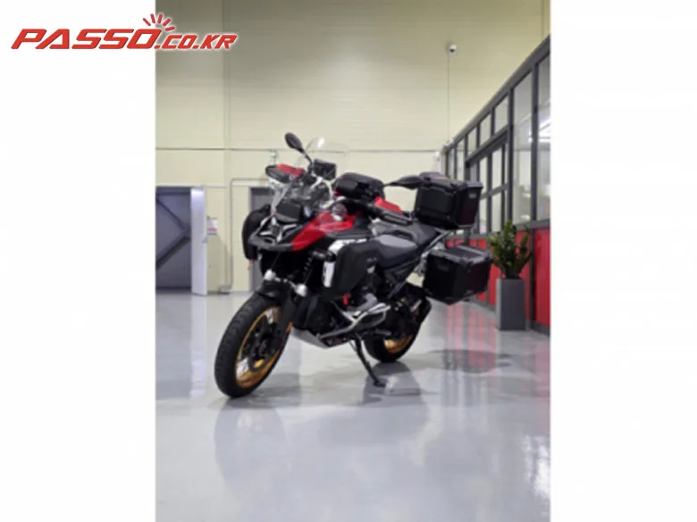 BMW R 1300 GS 어드벤쳐 2024 화이트 사진 2
