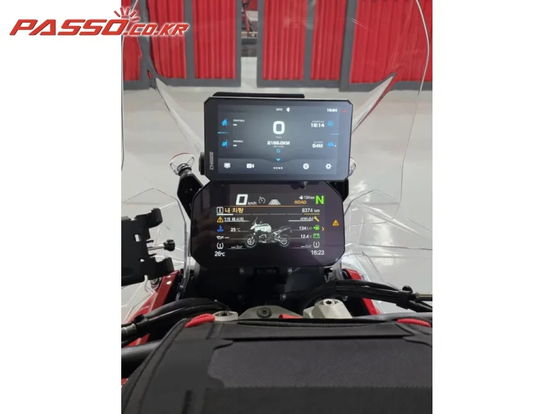 BMW R 1300 GS 어드벤쳐 2024 화이트 사진 7