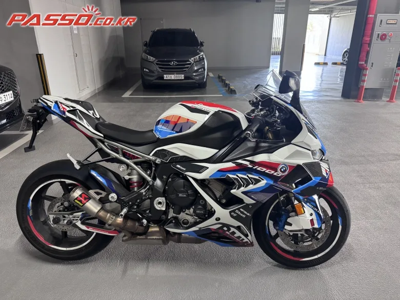 BMW S 1000 RR 2025 화이트 사진 1
