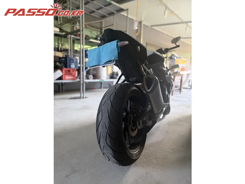 BMW S 1000 R 2024 블랙 사진 3