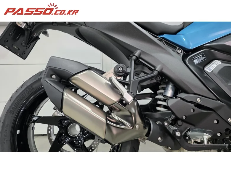 BMW R 1300 R 2026 블루 사진 7