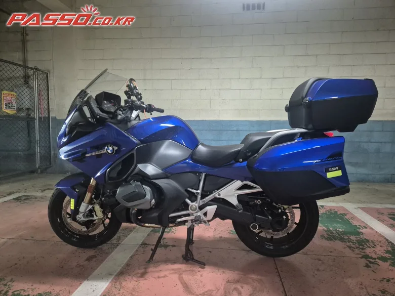 BMW R 1250 RT 2023 블루 사진 2