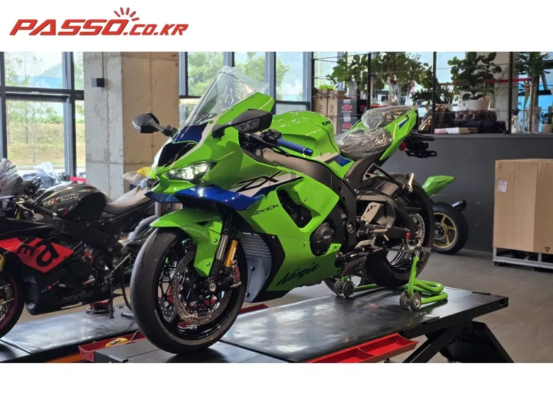 가와사키 닌자 ZX-10R 2026 2026 그린 사진 2