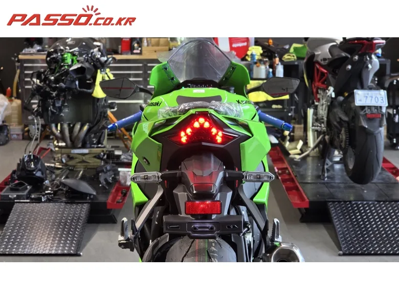 가와사키 닌자 ZX-10R 2026 2026 그린 사진 3