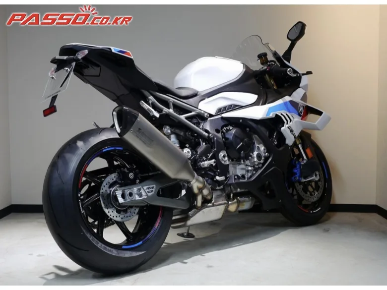 BMW S 1000 RR M팩키지 2026 화이트 사진 5