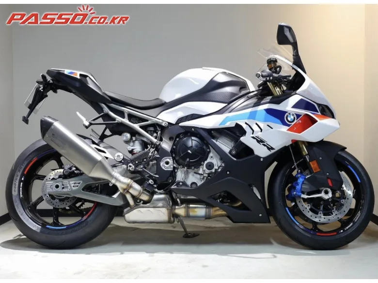 BMW S 1000 RR M팩키지 2026 화이트 사진 6