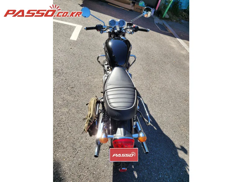 트라이엄프 본네빌 T120 2023 블루 사진 3