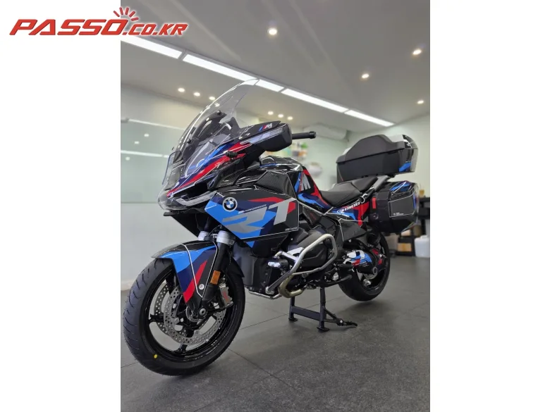 BMW R 1300 RT 2026 블루 사진 6