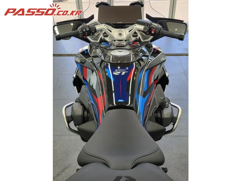 BMW R 1300 RT 2026 블루 사진 8