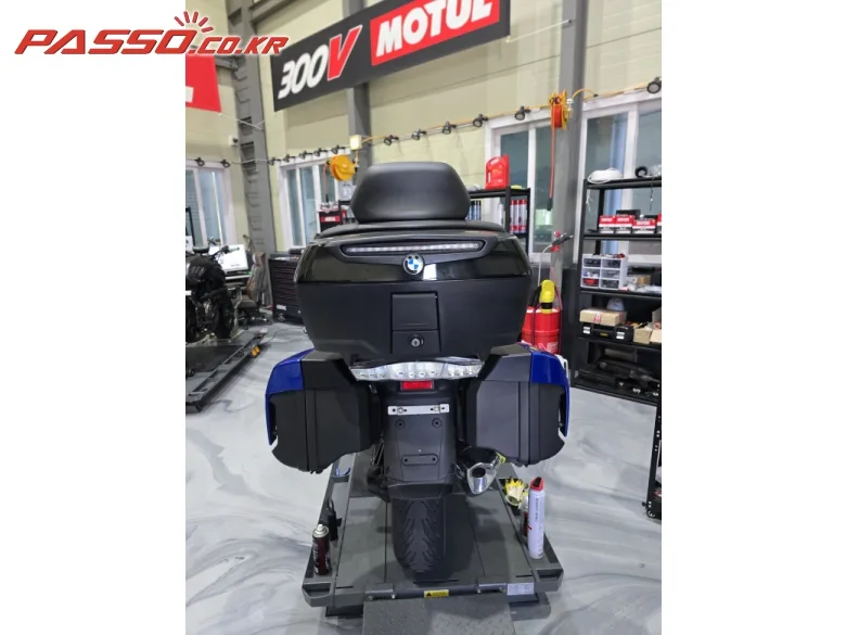 BMW R 1250 RT 2023 블루 사진 3