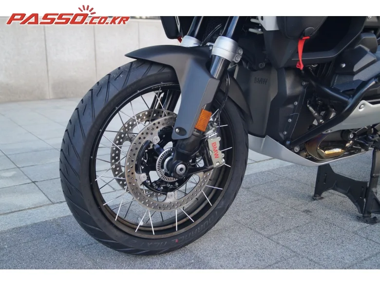 BMW R 1300 GS 어드벤쳐 2025 건메탈 사진 6