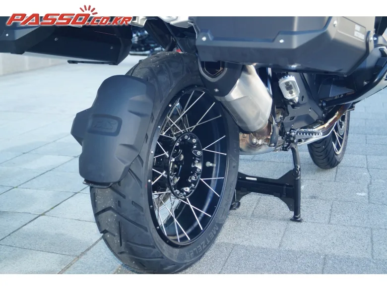 BMW R 1300 GS 어드벤쳐 2025 건메탈 사진 7