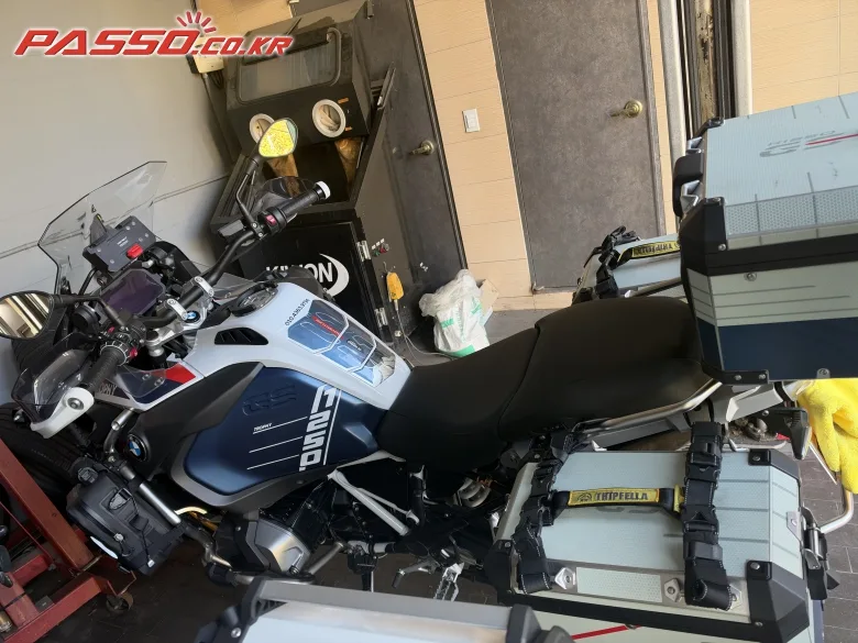 BMW R 1250 GS 어드벤처 2023 블루 사진 2