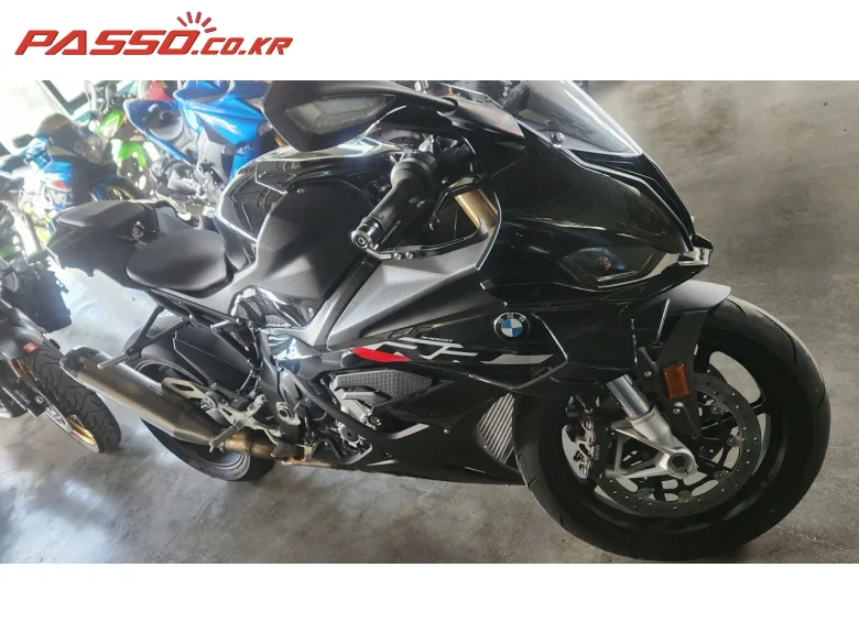 BMW S 1000 RR 2023 블랙 사진 1