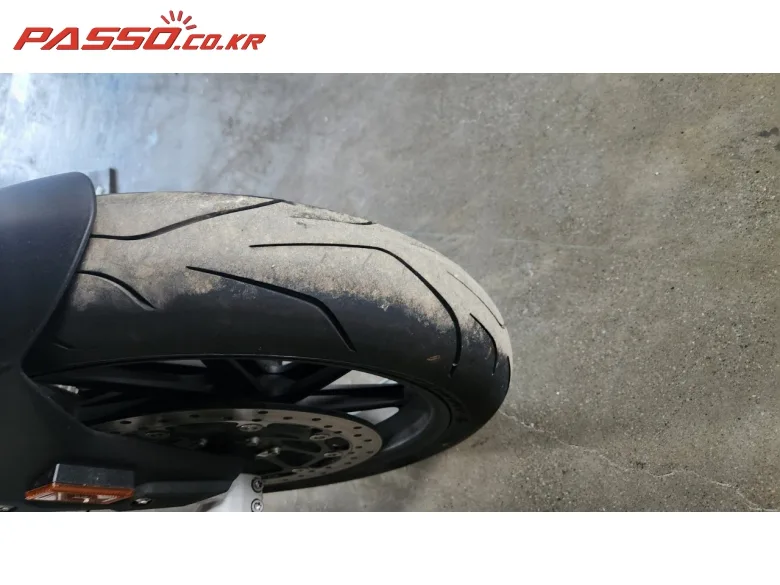 BMW S 1000 RR 2023 블랙 사진 6