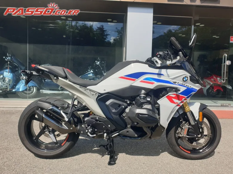 BMW R 1300 RS 2026 화이트 사진 1