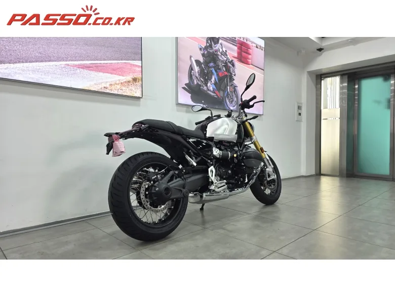 BMW R 12 나인 티 2026 2026 실버 사진 3