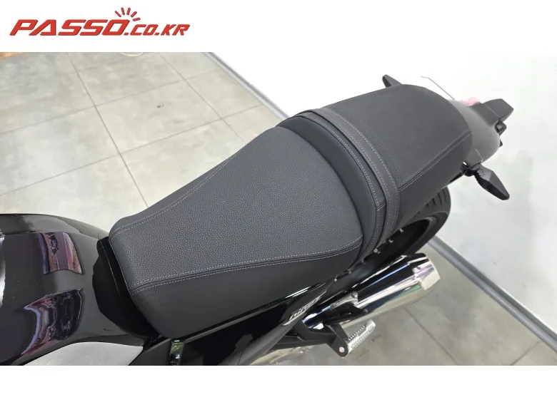 BMW R 12 나인 티 2026 2026 실버 사진 8