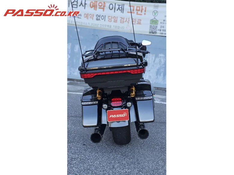 할리데이비슨 CVO 리미티드 2018 블랙 사진 3