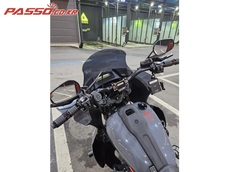 할리데이비슨 로우라이더 ST 2022 건메탈 사진 4