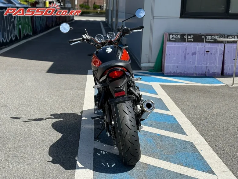 가와사키 Z 900 RS SE 스페셜 에디션 2027 레드 사진 3