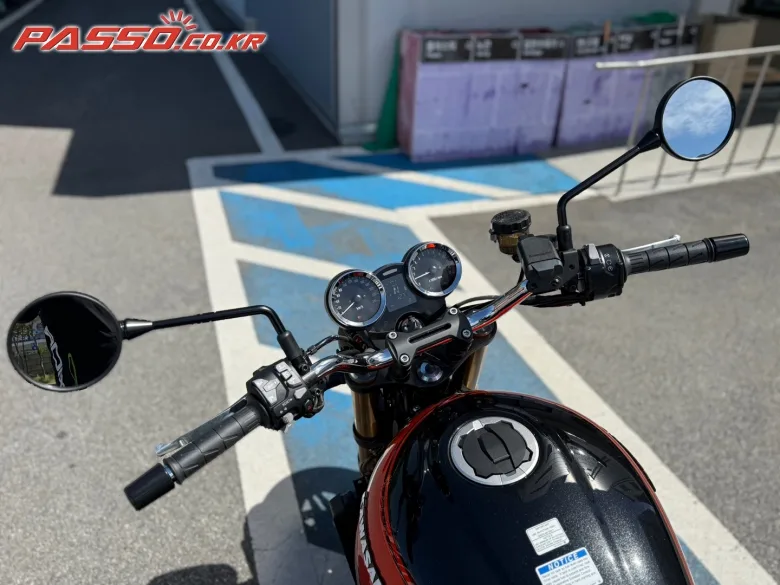 가와사키 Z 900 RS SE 스페셜 에디션 2027 레드 사진 4